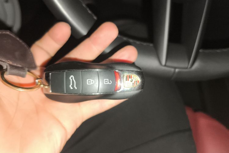 保时捷 2024款 Macan 2.0T中控内饰7001