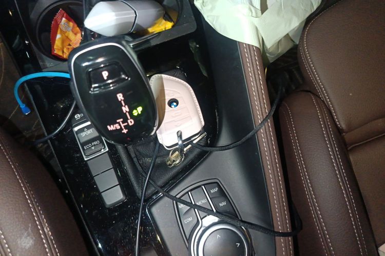 宝马X1 2020款 sDrive20Li 尊享型中控内饰11