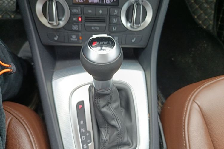 奥迪Q3 2013款 35 TFSI quattro 技术型局部细节18