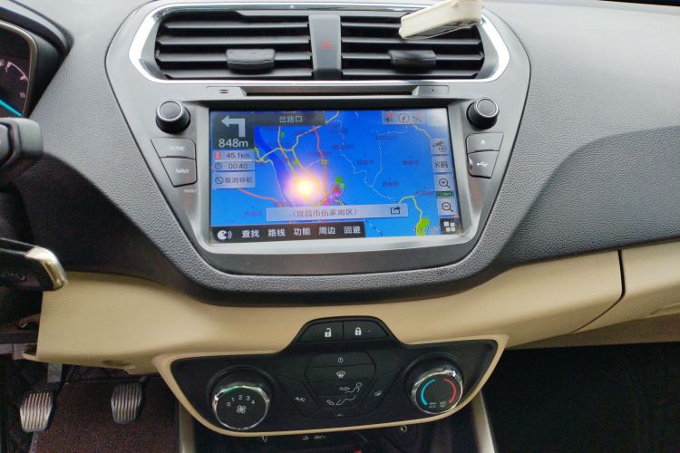 福特 福睿斯 2015款 1.5L 手动舒适型局部细节16