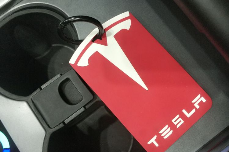 特斯拉 Model Y 2022款 改款 后轮驱动版中控内饰11