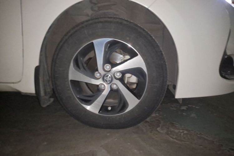 丰田 雷凌 2017款 改款 185T CVT精英版 国VI车身外观6007