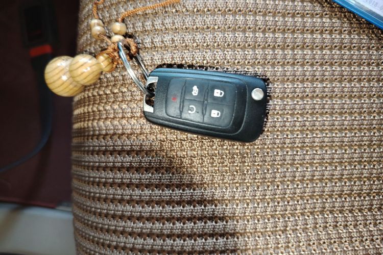 别克GL8 2017款 25S 豪华型 国V中控内饰7001