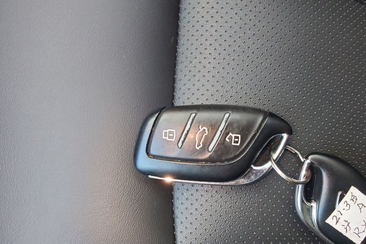 荣威RX5新能源 2020款 ePLUS 国潮荣麟豪华版中控内饰11