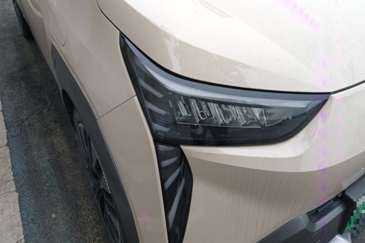 埃安 AION Y 2022款 70 科技版 磷酸铁锂车身外观8