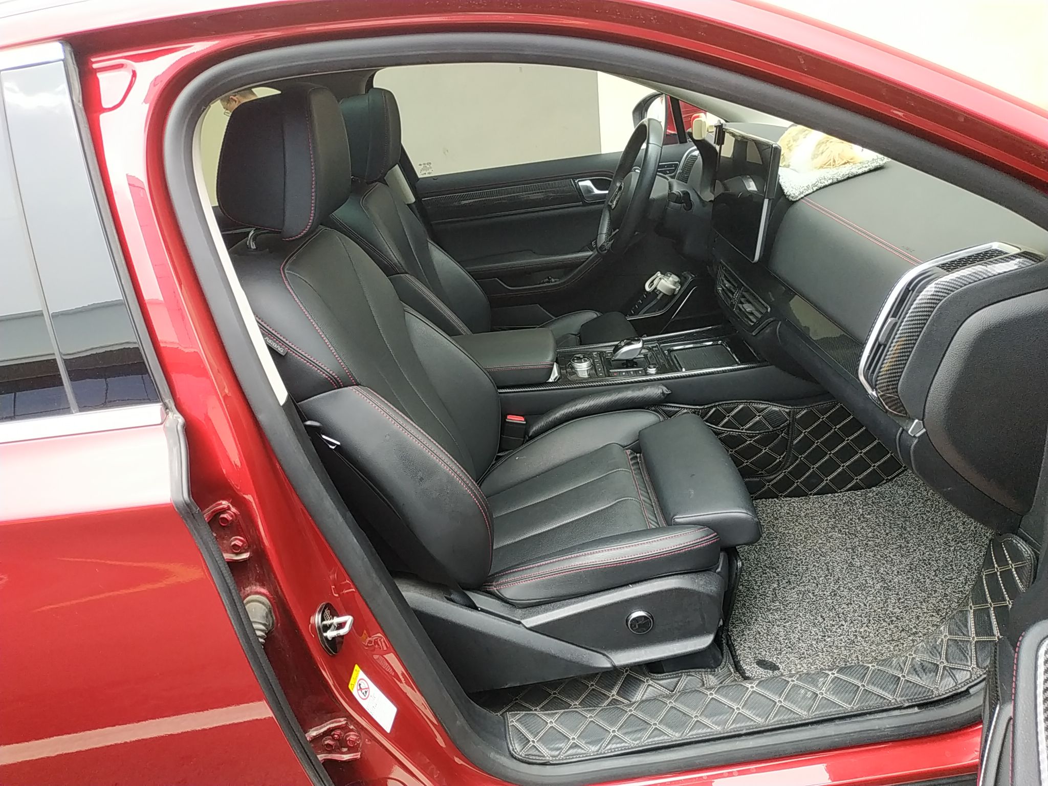 比亚迪 唐新能源 2018款 DM 2.0T 全时四驱智联创领型 7座 国V