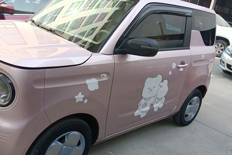 吉利银河 2023款 熊猫mini 200km 耐力熊车身外观6003