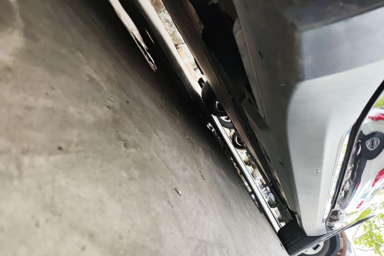 红旗E-QM5 2021款 网约充电 基础版 4座局部细节9002