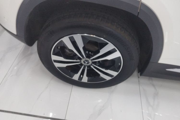 奔驰GLA 2022款 改款 GLA 200车身外观6008