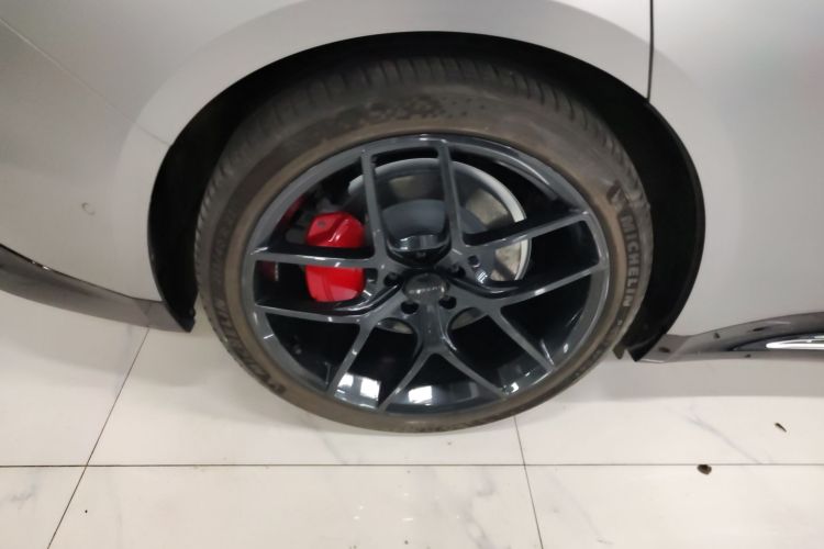 鸿蒙智行 智界S7 2024款 Ultra 四驱旗舰版车身外观6008