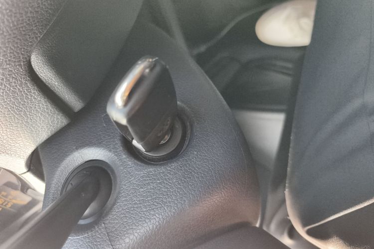 大众 Polo 2018款 1.5L 自动安驾型中控内饰7001