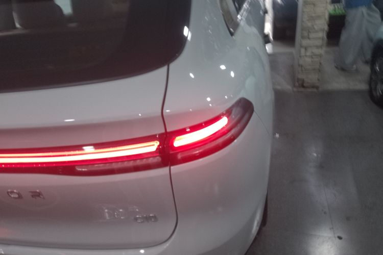 零跑汽车 零跑C10 2026款 605激光雷达版车身外观9