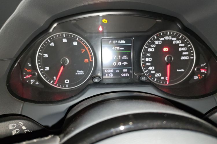 奥迪Q5 2015款 40 TFSI 舒适型中控内饰15