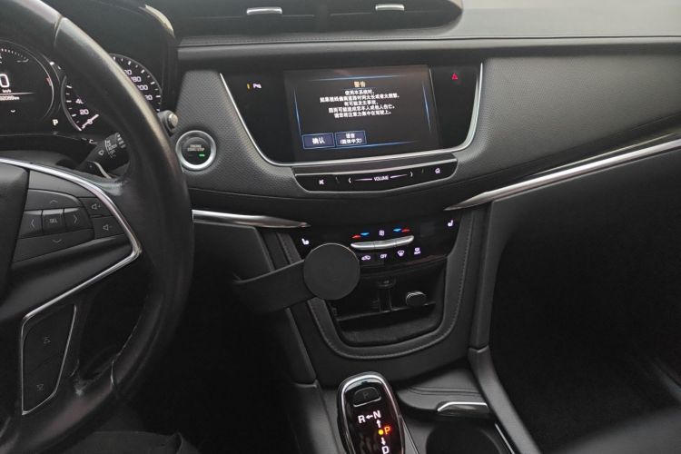 凯迪拉克XT5 2018款 28T 四驱豪华型中控内饰16