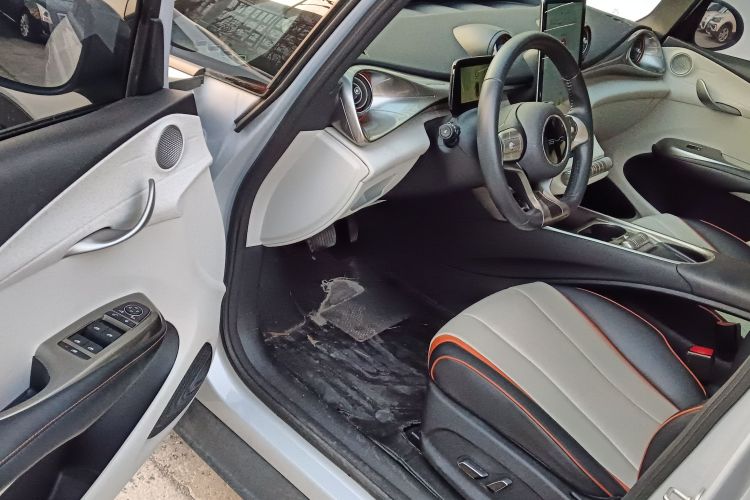 比亚迪 海豚 2021款 405km 时尚版中控内饰7003