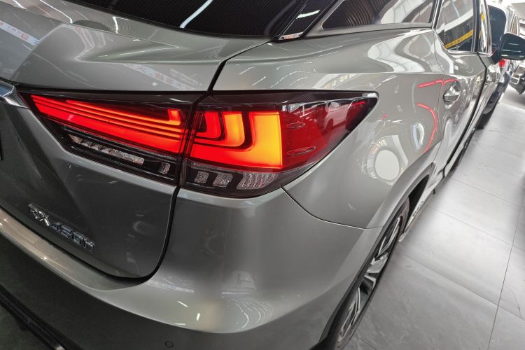 雷克萨斯RX 2020款 改款 450h 四驱典雅版车身外观9