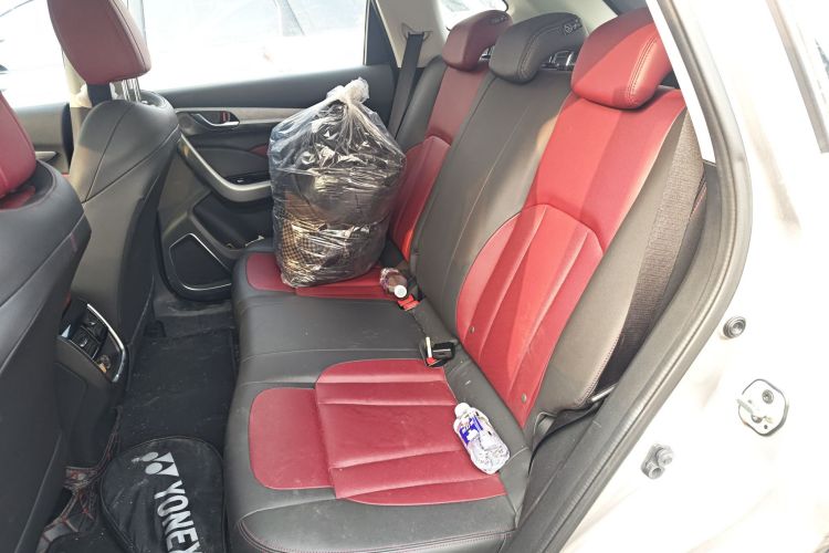 东风风神AX7 2021款 PRO 1.6T 自动智能版中控内饰21