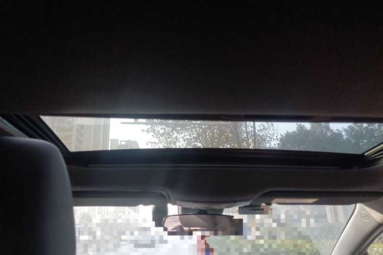 丰田 雷凌 2022款 双擎 1.8H E-CVT豪华版中控内饰22