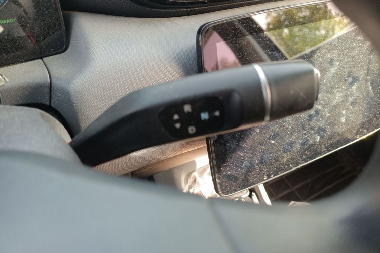 零跑汽车 零跑T03 2021款 400轻享版 三元锂中控内饰18