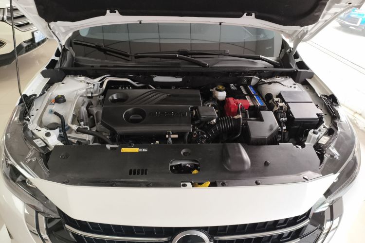 日产 轩逸 2023款 1.6L CVT悦享版机舱底盘24