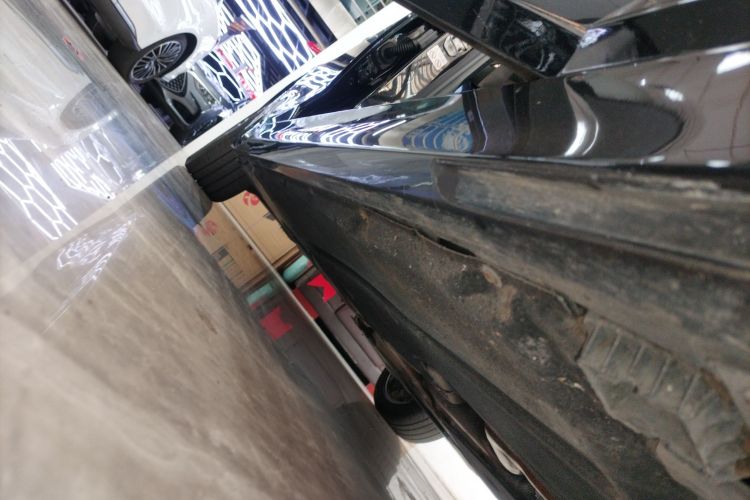 宝马5系 2018款 改款 530Li 尊享型 豪华套装局部细节9001