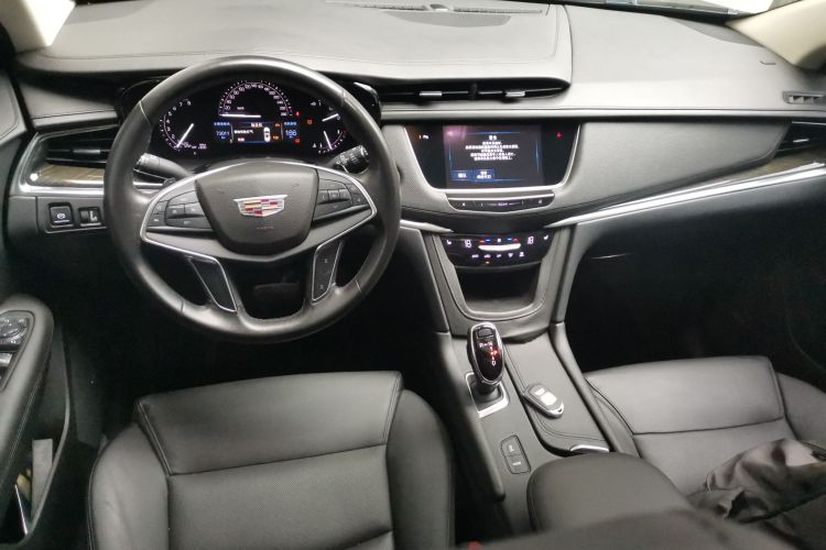 凯迪拉克XT5 2018款 25T 豪华型中控内饰12