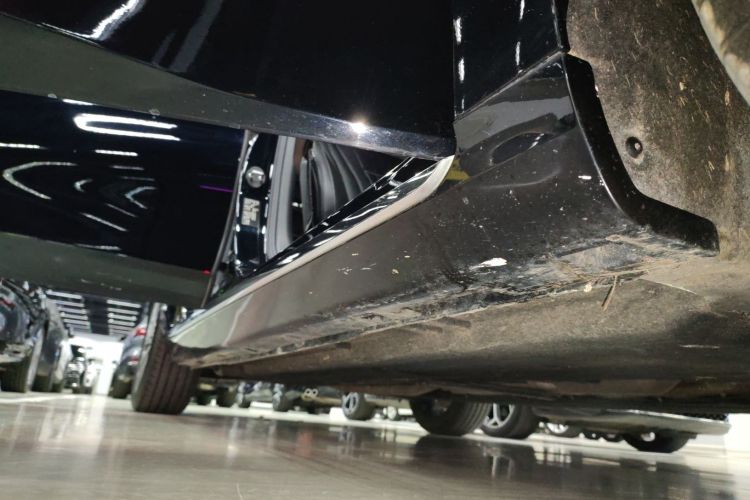 红旗H5 2023款 2.0T 自动智联旗畅版局部细节9001