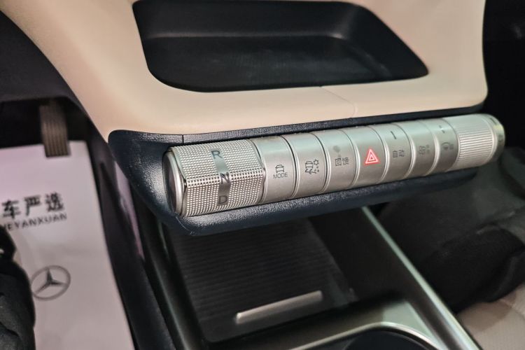 比亚迪 海豚 2023款 420km 时尚版局部细节18