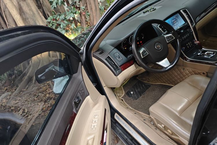 凯迪拉克 SLS赛威 2012款 2.0T 舒适型中控内饰20