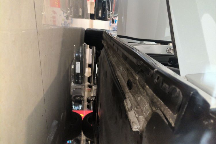 大众 高尔夫 2025款 300TSI R-Line局部细节9001