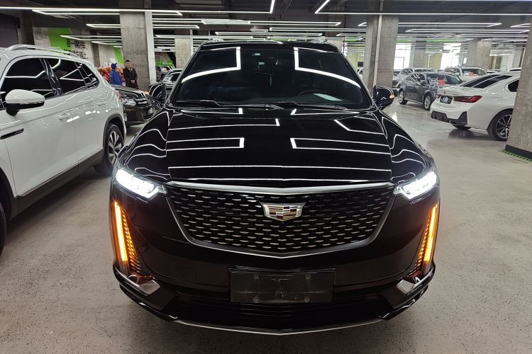 凯迪拉克XT6 2022款 2.0T 六座四驱豪华120周年限量版车身外观2