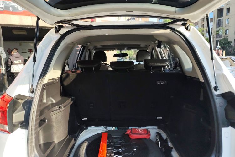 哈弗H6 2017款 蓝标 运动版 1.5T 手动两驱精英型机舱底盘23