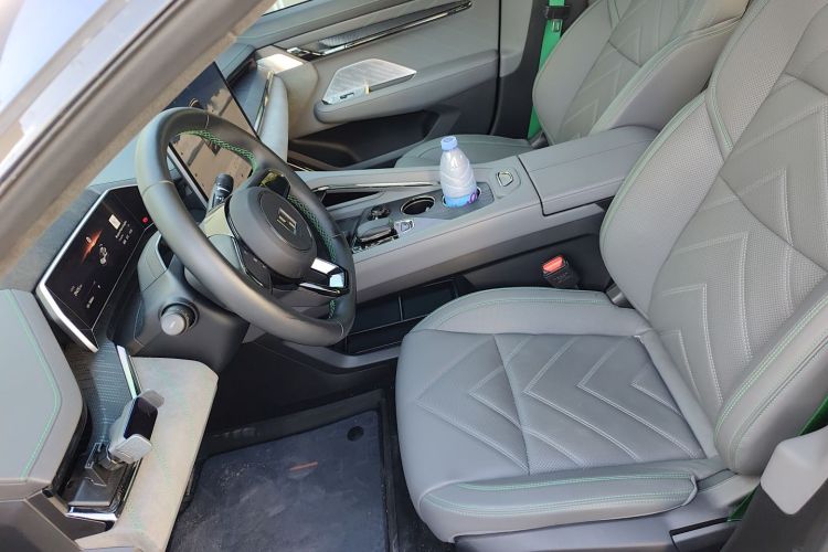 极氪001 2023款 ME版 100kWh局部细节19