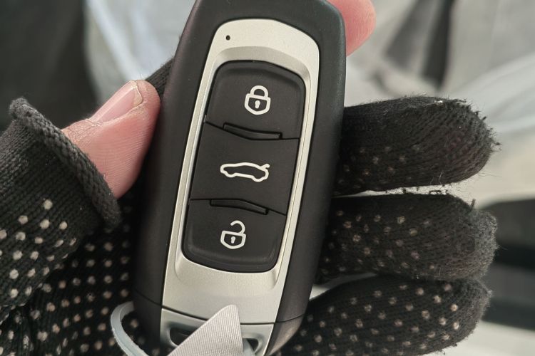 吉利银河 2024款 熊猫mini 200km 耐力熊中控内饰11