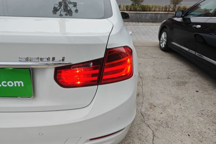 宝马3系 2015款 320Li 超悦版时尚型车身外观6006