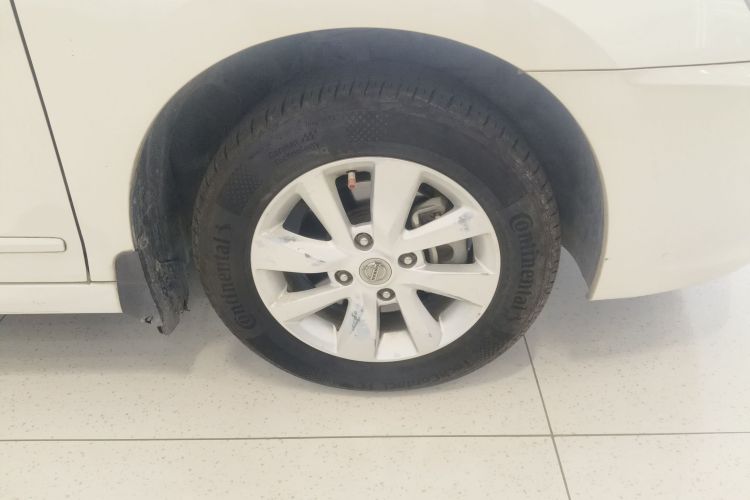 日产 轩逸 2018款 经典 1.6XE CVT舒适版车身外观10