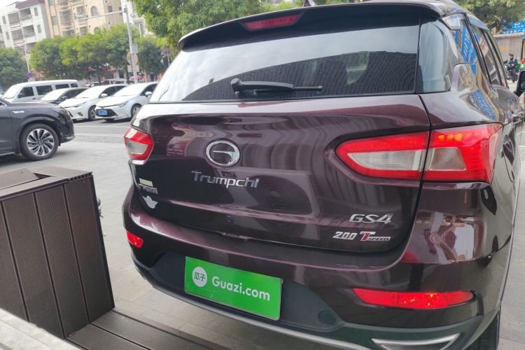 广汽传祺 传祺GS4 2015款 200T G-DCT豪华版车身外观6