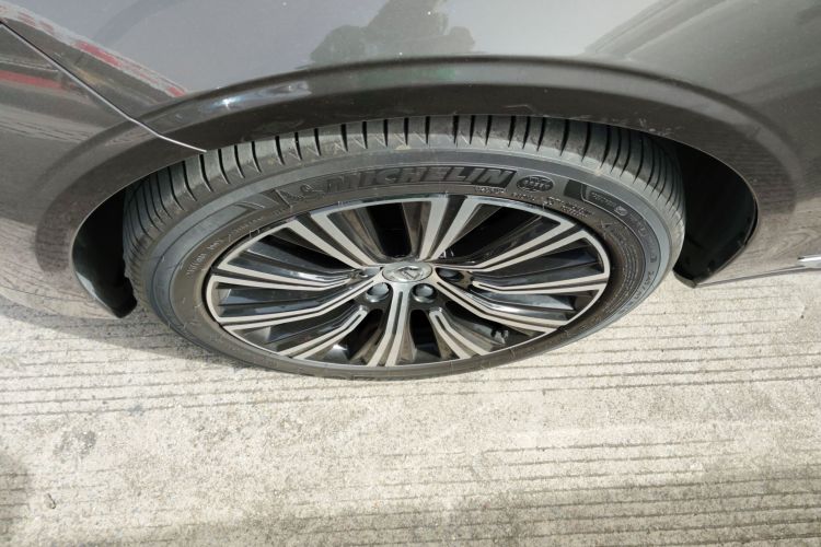 沃尔沃S90 2021款 B5 智逸豪华版车身外观6007