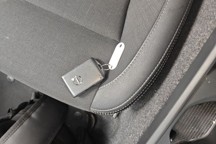 沃尔沃XC40 2020款 T3 智行时尚版中控内饰11