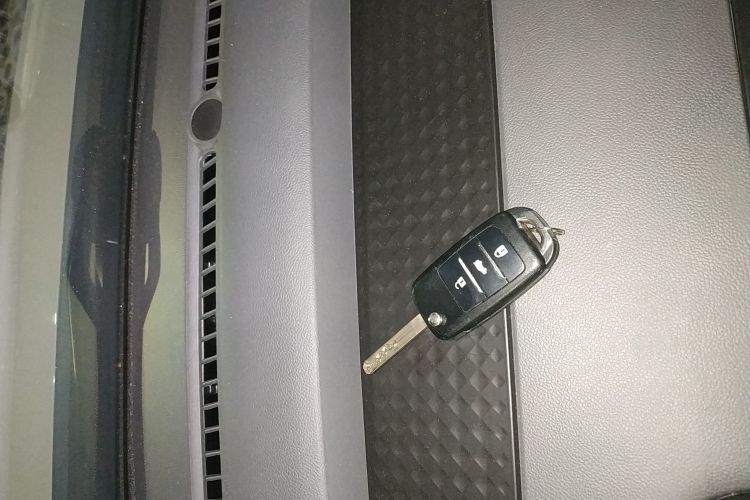 长安启源 长安Lumin 2022款 210km 香甜款中控内饰11