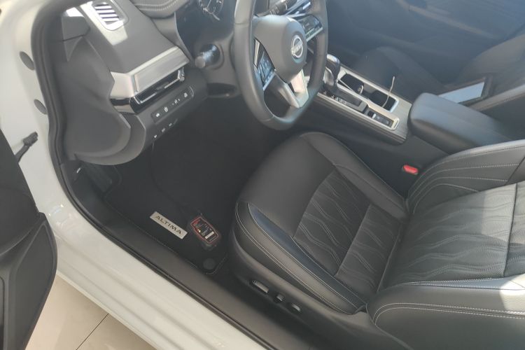 日产 天籁 2022款 2.0T XL 进享版中控内饰20