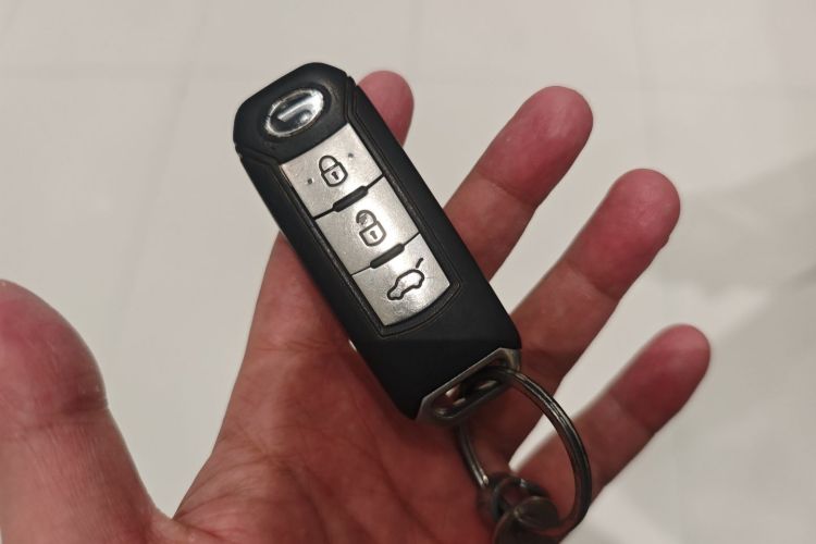 广汽传祺 传祺GS4 2015款 200T G-DCT豪华版中控内饰11