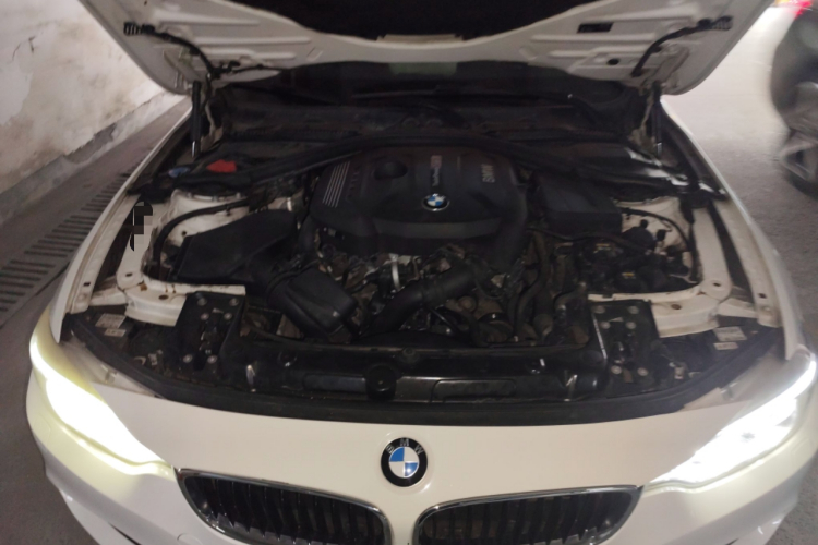 宝马4系 2016款 420i 时尚型局部细节24