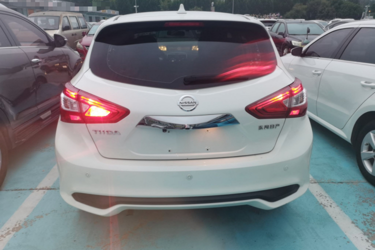 日产 骐达TIIDA 2021款 1.6L CVT酷动版车身外观6004