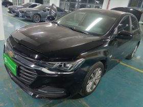 雪佛兰 科鲁泽 2022款 320 自动悦享天窗版