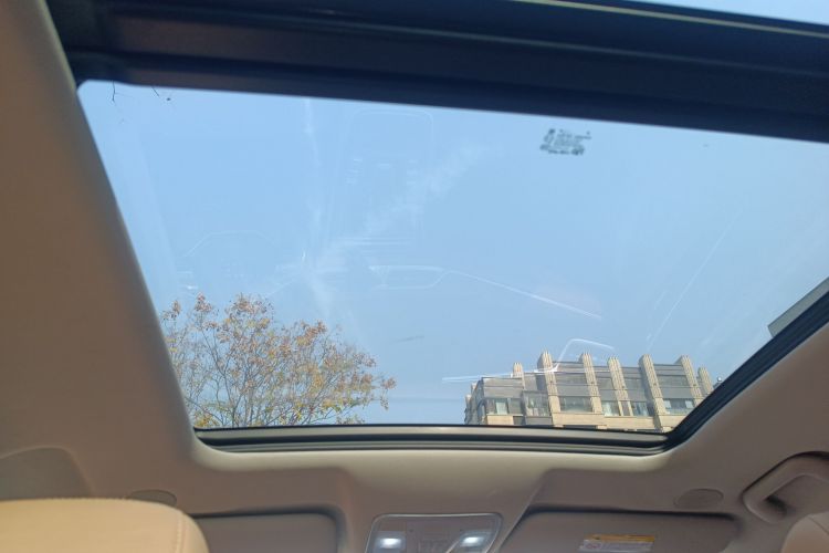 蓝电E5 2023款 1.5L DE-i 110KM旗舰型 7座局部细节22