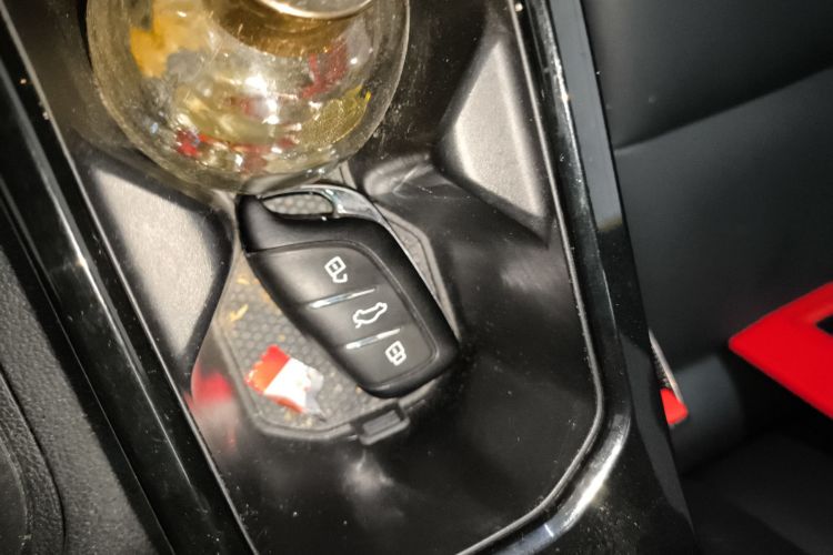 名爵 MG5 2021款 180DVVT 手动青春豪华版中控内饰11