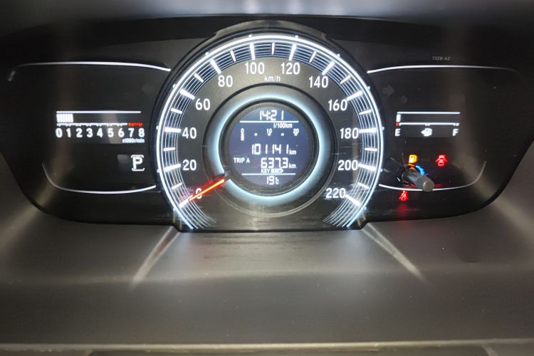 本田 奥德赛 2015款 改款 2.4L 智享版中控内饰15