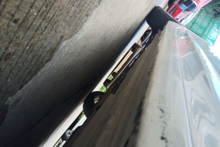 别克 威朗 2017款 三厢 20T 双离合精英型机舱底盘29