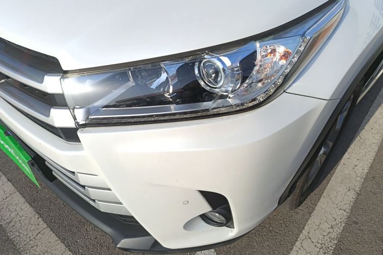 丰田 汉兰达 2018款  2.0T 两驱豪华版 7座 国VI局部细节36